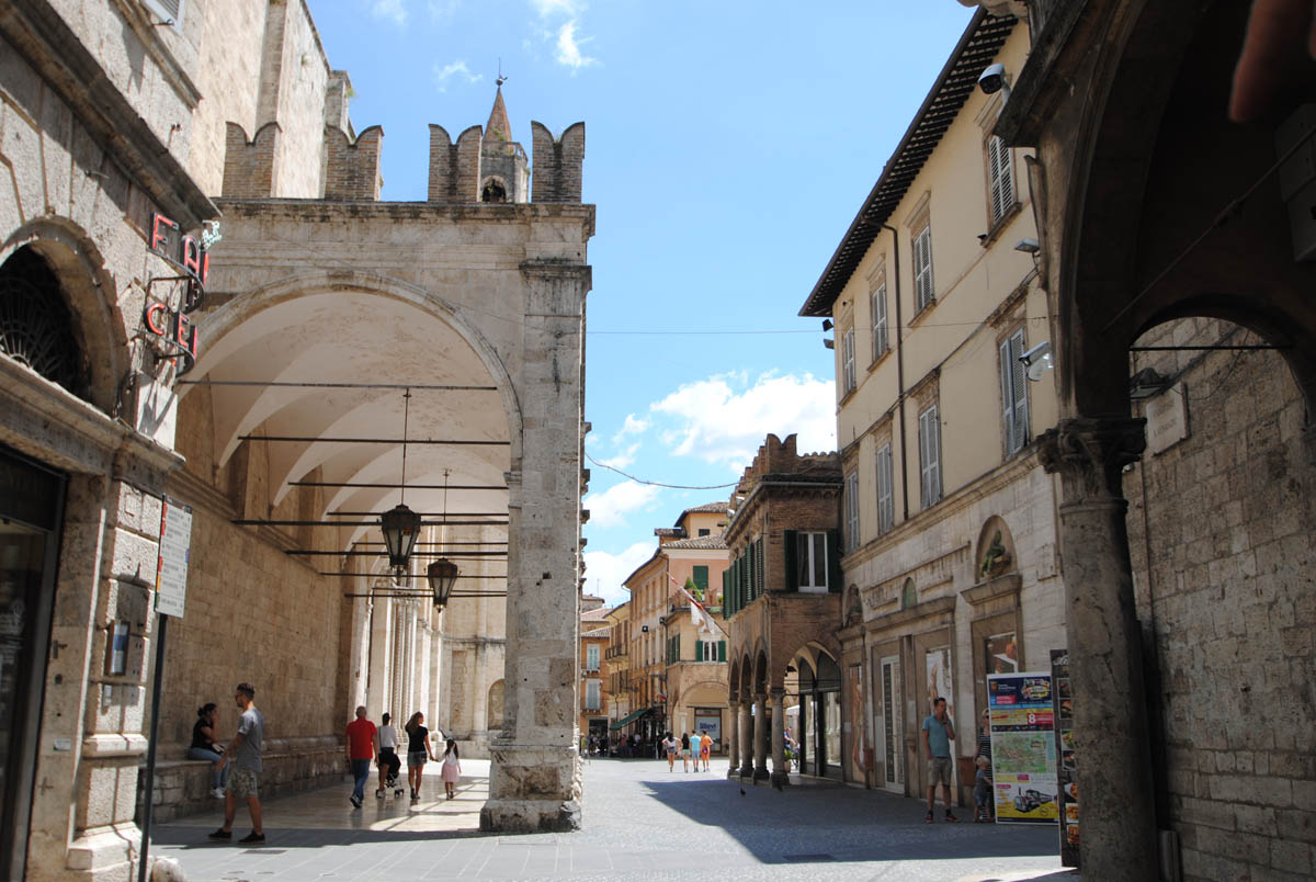 Guida turistica per Ascoli Piceno