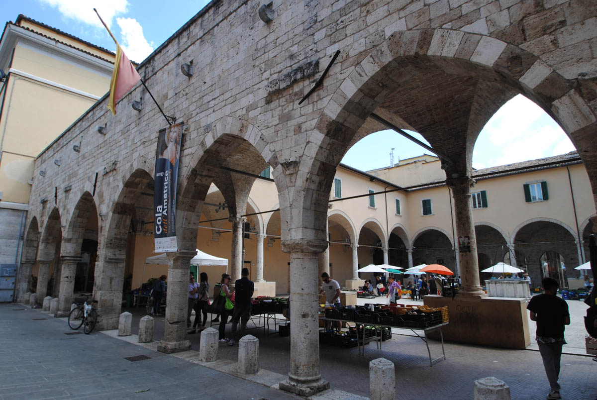 Guida turistica per Ascoli Piceno
