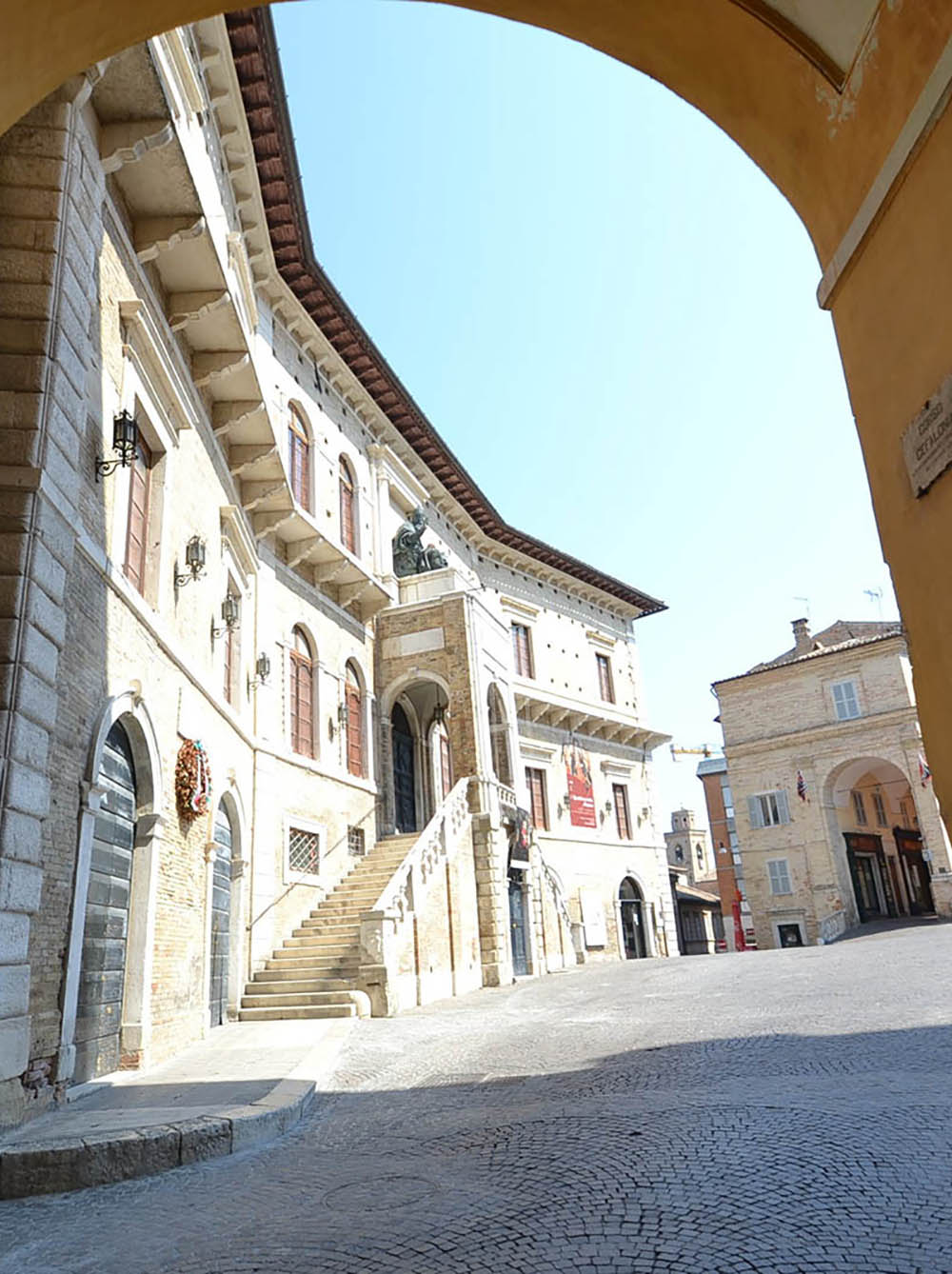Guida turistica Fermo